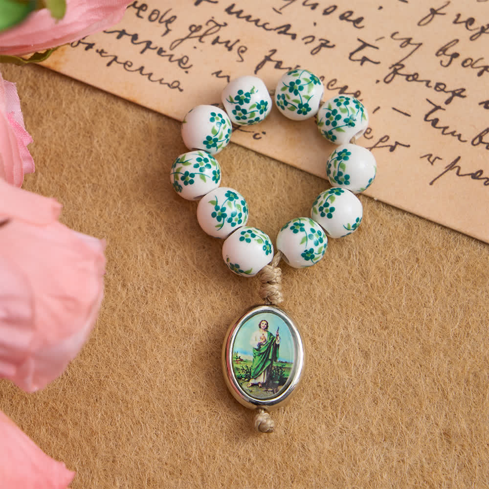 Rosario da dito in ceramica verde con motivo floreale e medaglia di San Giuda
