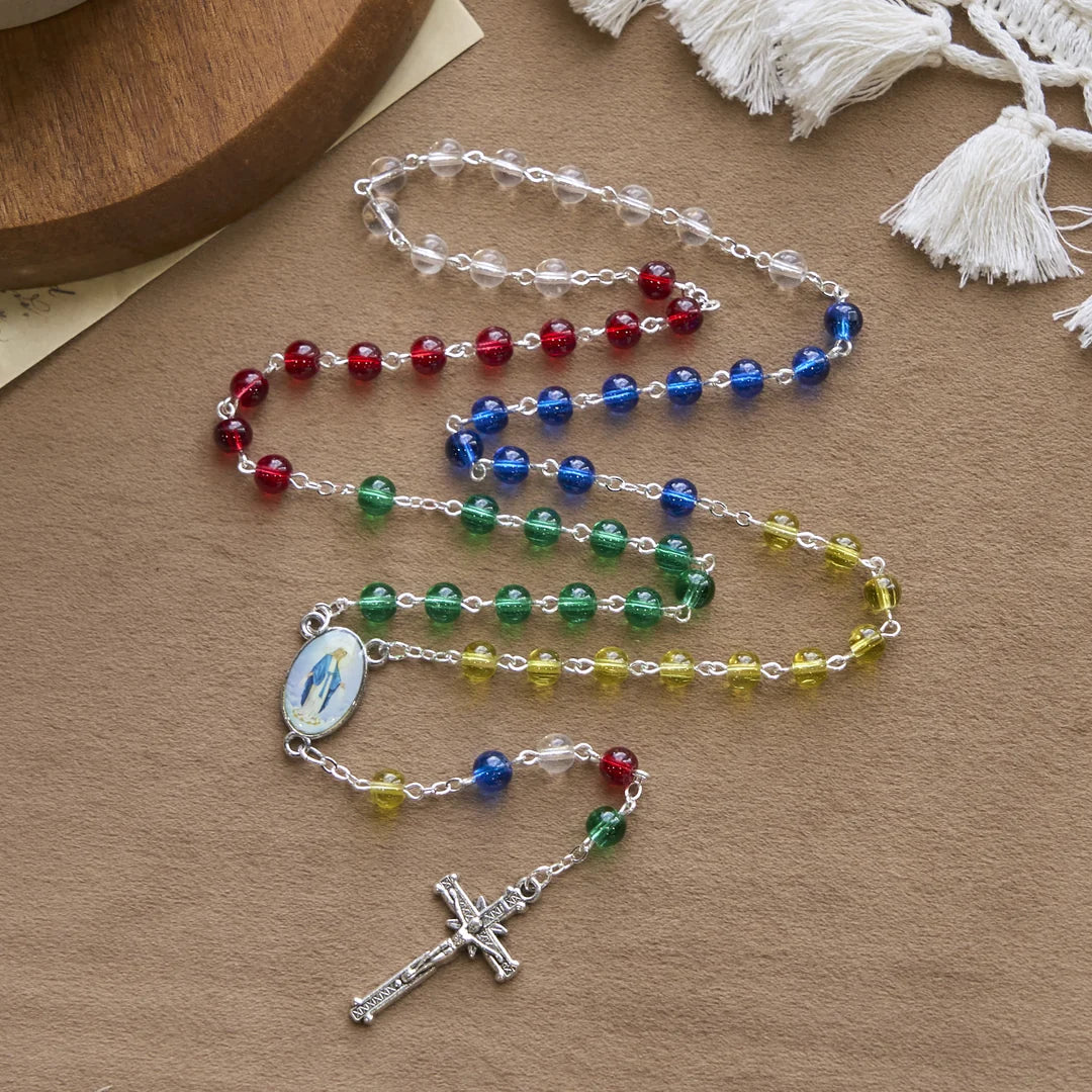FEDE IN PREGHIERA: Rosario trasparente multicolore da 6 mm con grani arcobaleno e carta regalo