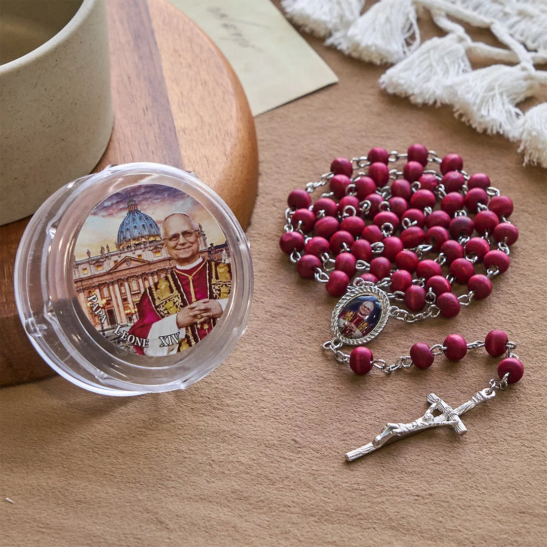 Papa Leone XIV Rosario di grani di legno rosso commemorativo: Tesoro spirituale