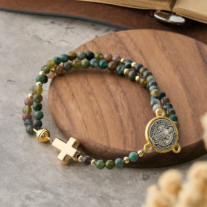 Bracciali rosario fatti a mano nei toni della terra con ciondolo a croce e di San Benedetto