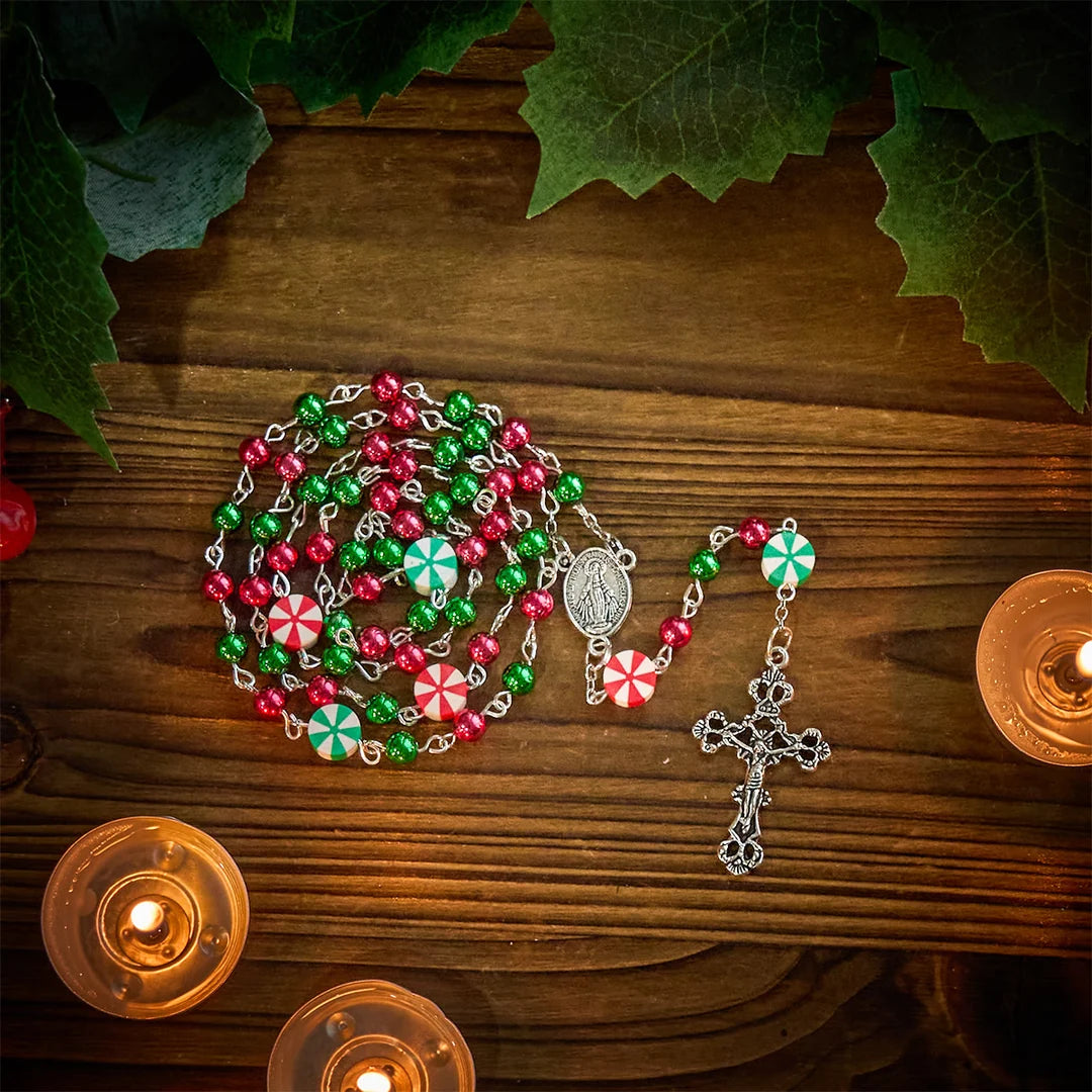 Regalo di Natale: Rosario natalizio: Perline rosse e verdi, forme a caramella e crocifisso