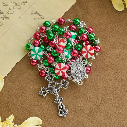 Regalo di Natale: Rosario natalizio: Perline rosse e verdi, forme a caramella e crocifisso