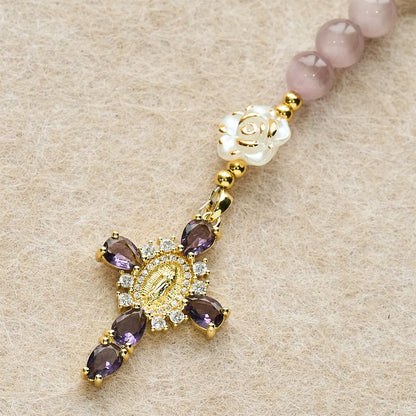 Rosario Cat's Eye & Rose color lavanda e rosa: medaglia centrale della Madonna per una preghiera dolce
