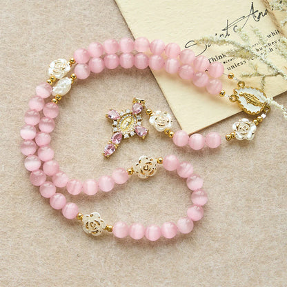 Rosario Cat's Eye & Rose color lavanda e rosa: medaglia centrale della Madonna per una preghiera dolce