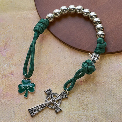 Rosario tascabile irlandese in paracord con benedizione e crocifisso celtico