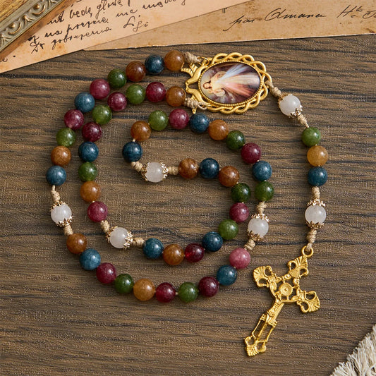 Rosario in perline colorate di tormalina con immagine quadrata della Divina Misericordia e crocifisso dorato