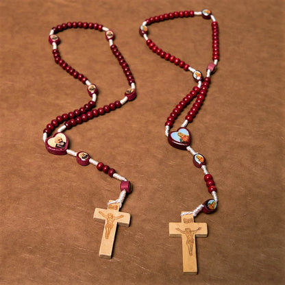 Rosario con grani in legno color rosso vino, cristiano, con croce e immagine della Madonna